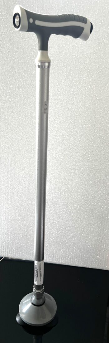 Cane : Tripod Base Cane with Light 250 lbs Aluminum